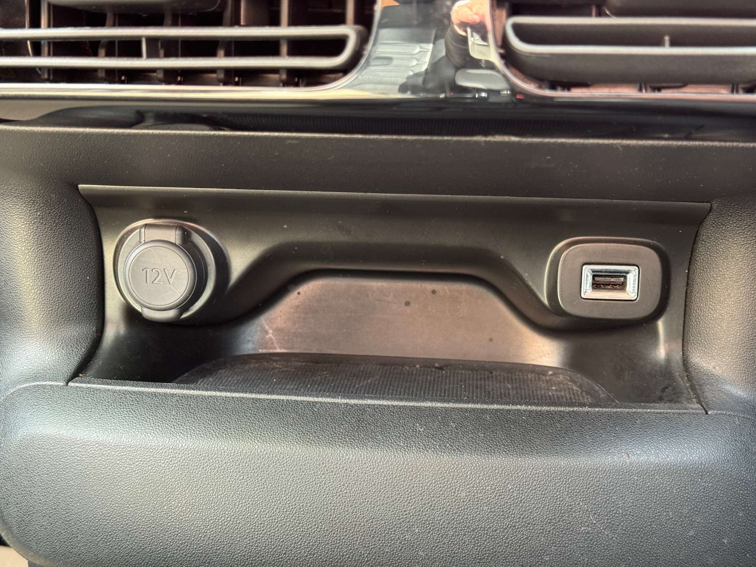 Used Citroen C4 Cactus 2017 for sale - 76698008: Photo 38