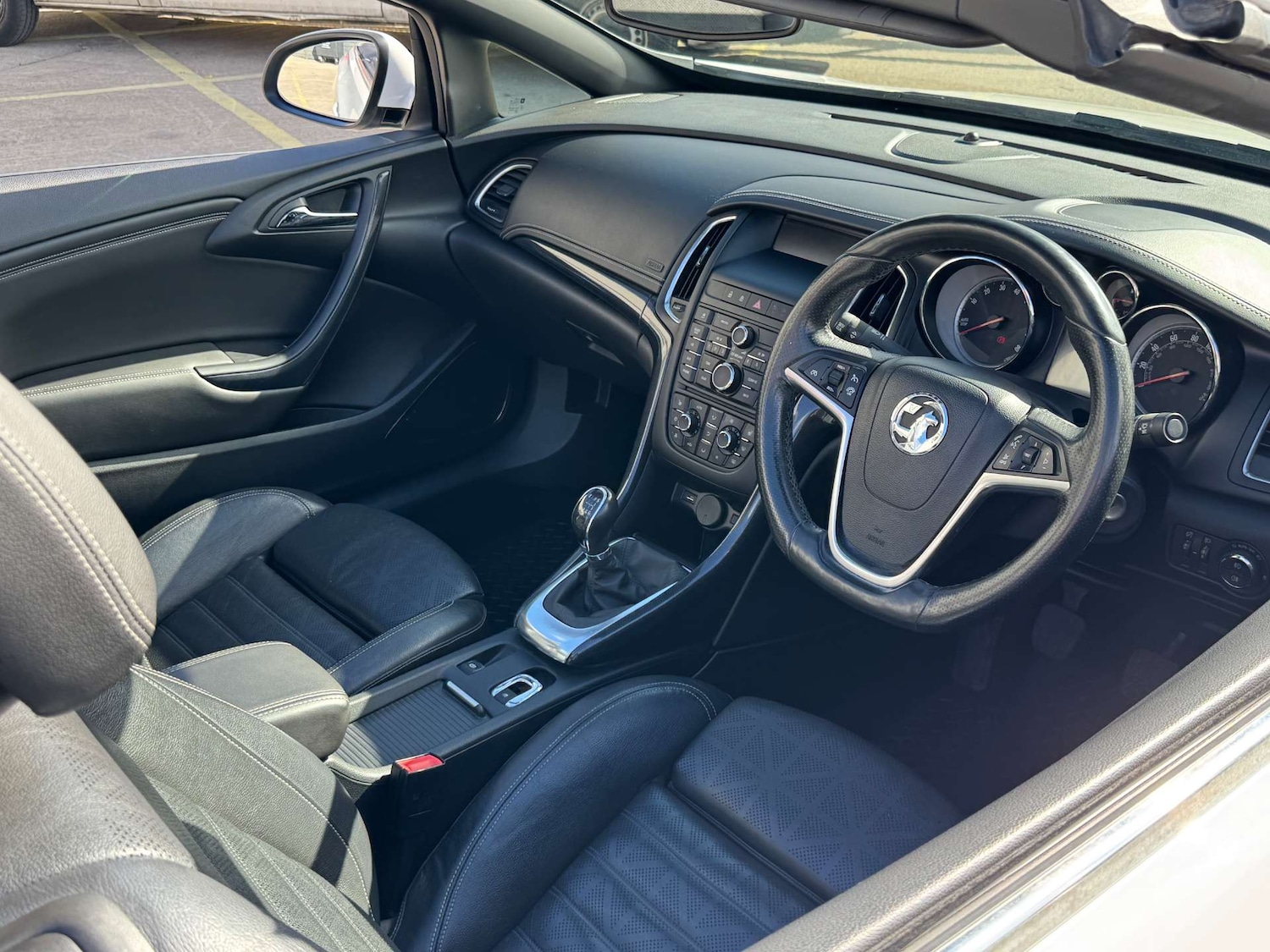 Used Vauxhall Cascada 2015 for sale - 76101700: Photo 14