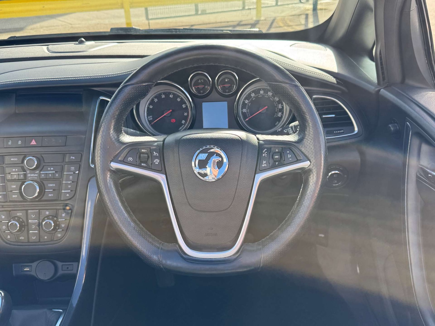 Used Vauxhall Cascada 2015 for sale - 76101700: Photo 26