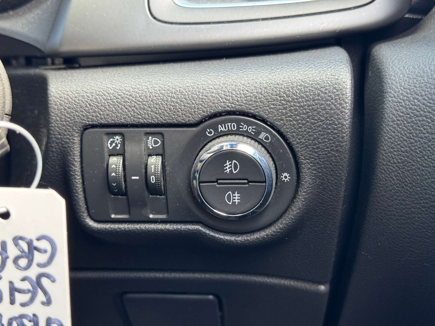 Used Vauxhall Cascada 2015 for sale - 76101700: Photo 32