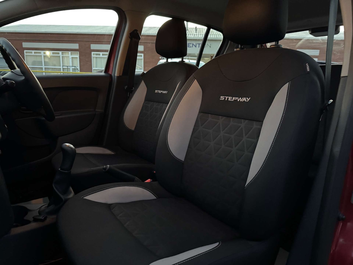 Used Dacia Sandero Stepway 2014 for sale - 76520320: Photo 19