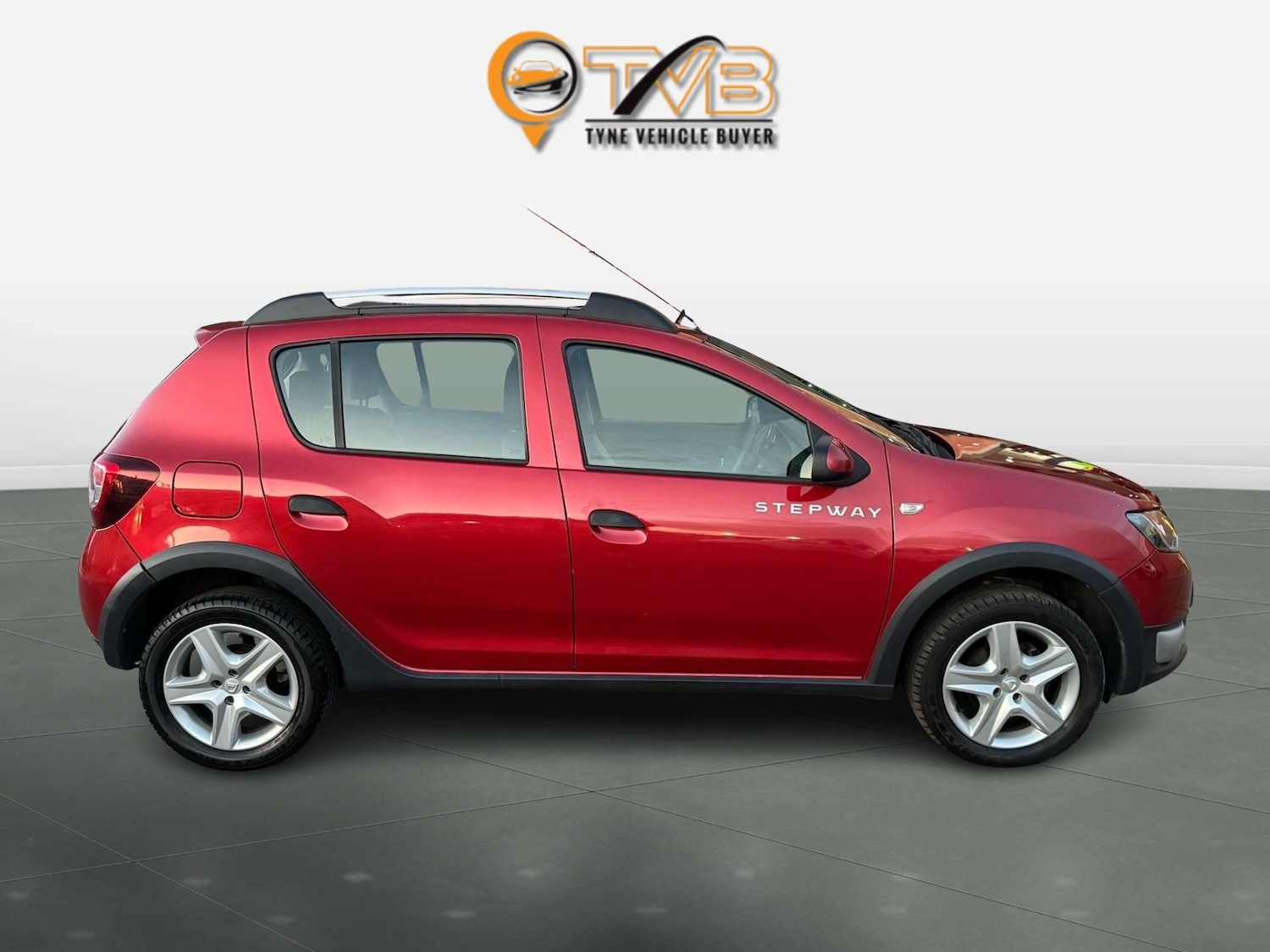 Used Dacia Sandero Stepway 2014 for sale - 76520320: Photo 2