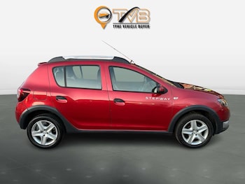 Used Dacia Sandero Stepway 2014 for sale - 76520320: Photo