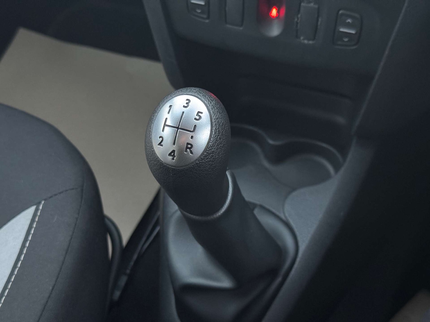 Used Dacia Sandero Stepway 2014 for sale - 76520320: Photo 36