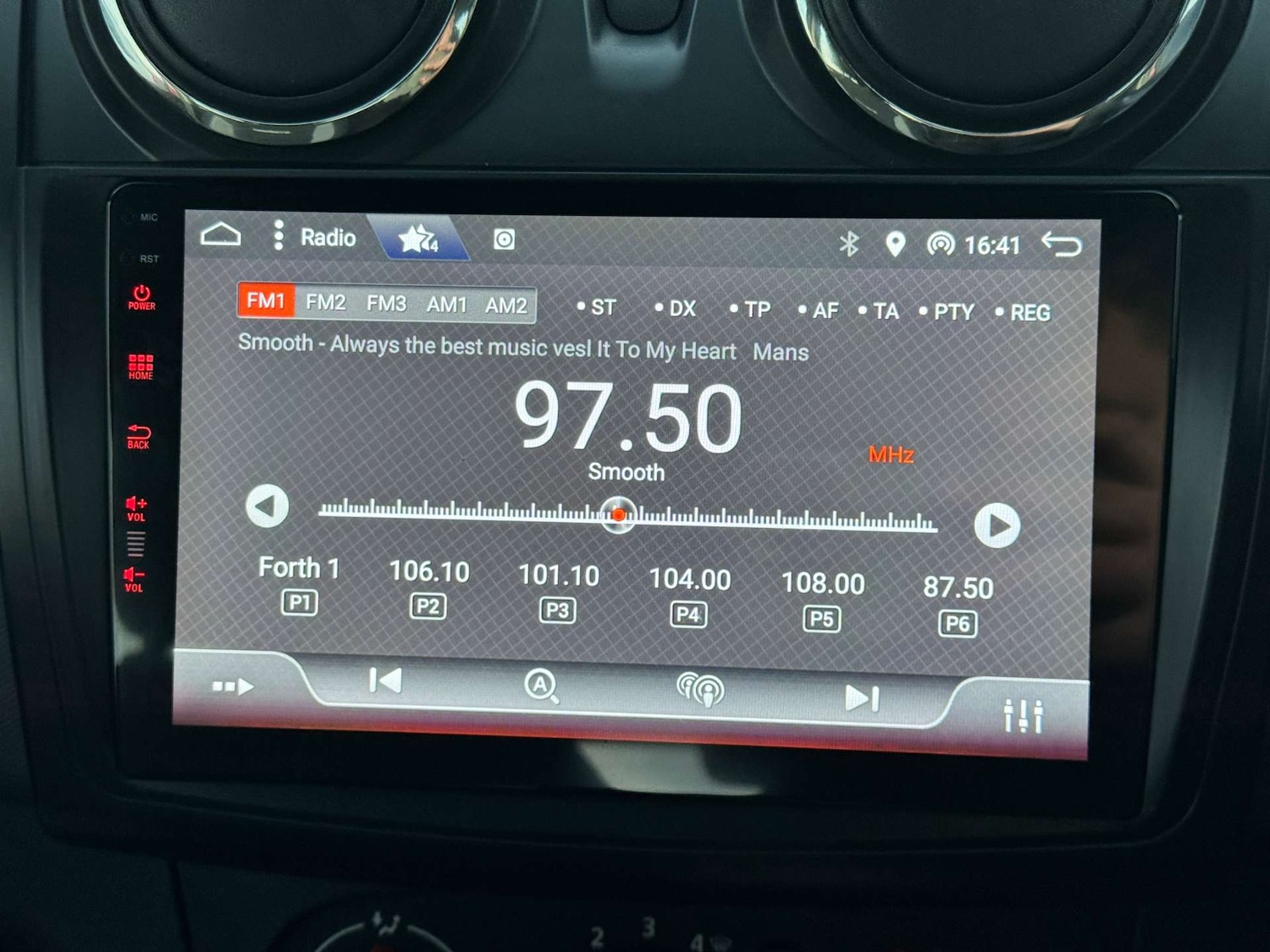 Used Dacia Sandero Stepway 2014 for sale - 76520320: Photo 43