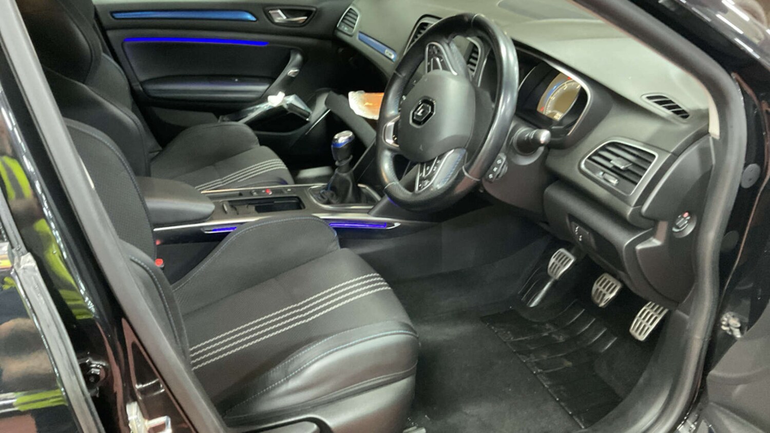 Used Renault Megane 2017 for sale - 76101663: Photo 10