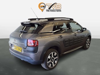 Used Citroen C4 Cactus 2017 for sale - 76107543: Photo