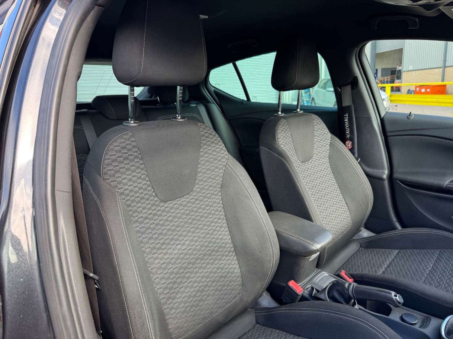 Used Vauxhall Astra 2016 for sale - 76650411: Photo 17