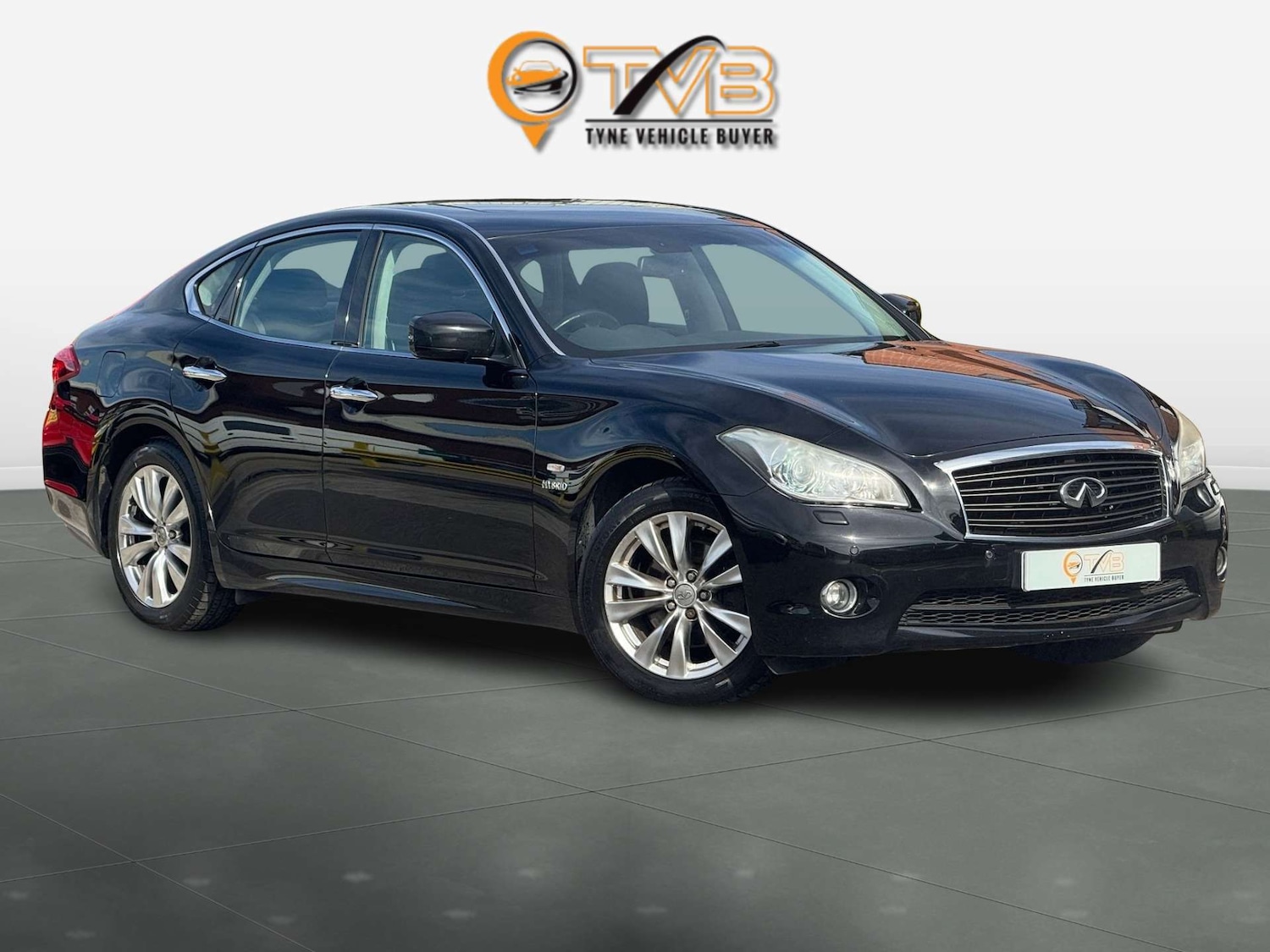 Used Infiniti M 2013 for sale - 76101677: Photo 1