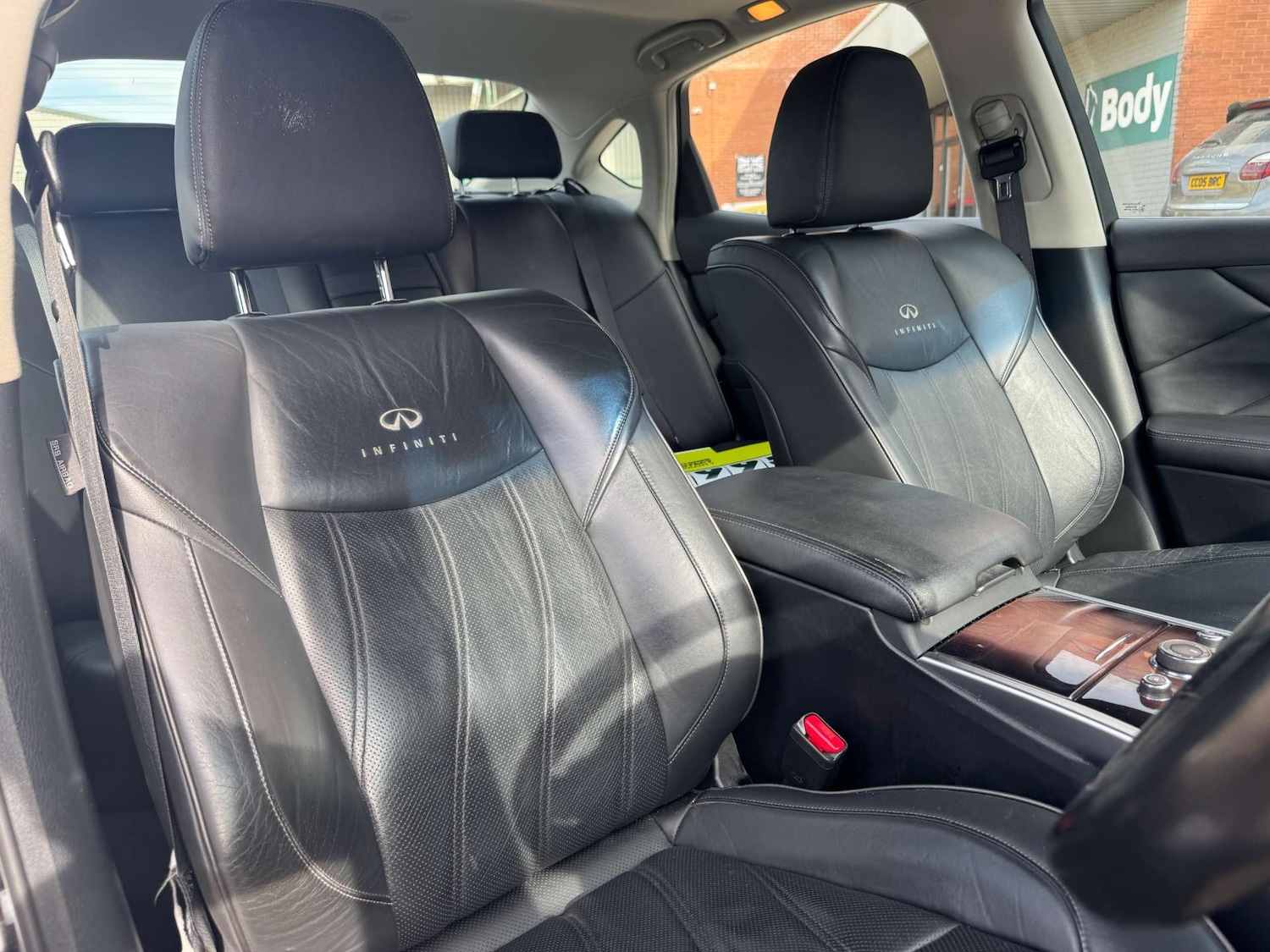 Used Infiniti M 2013 for sale - 76101677: Photo 17