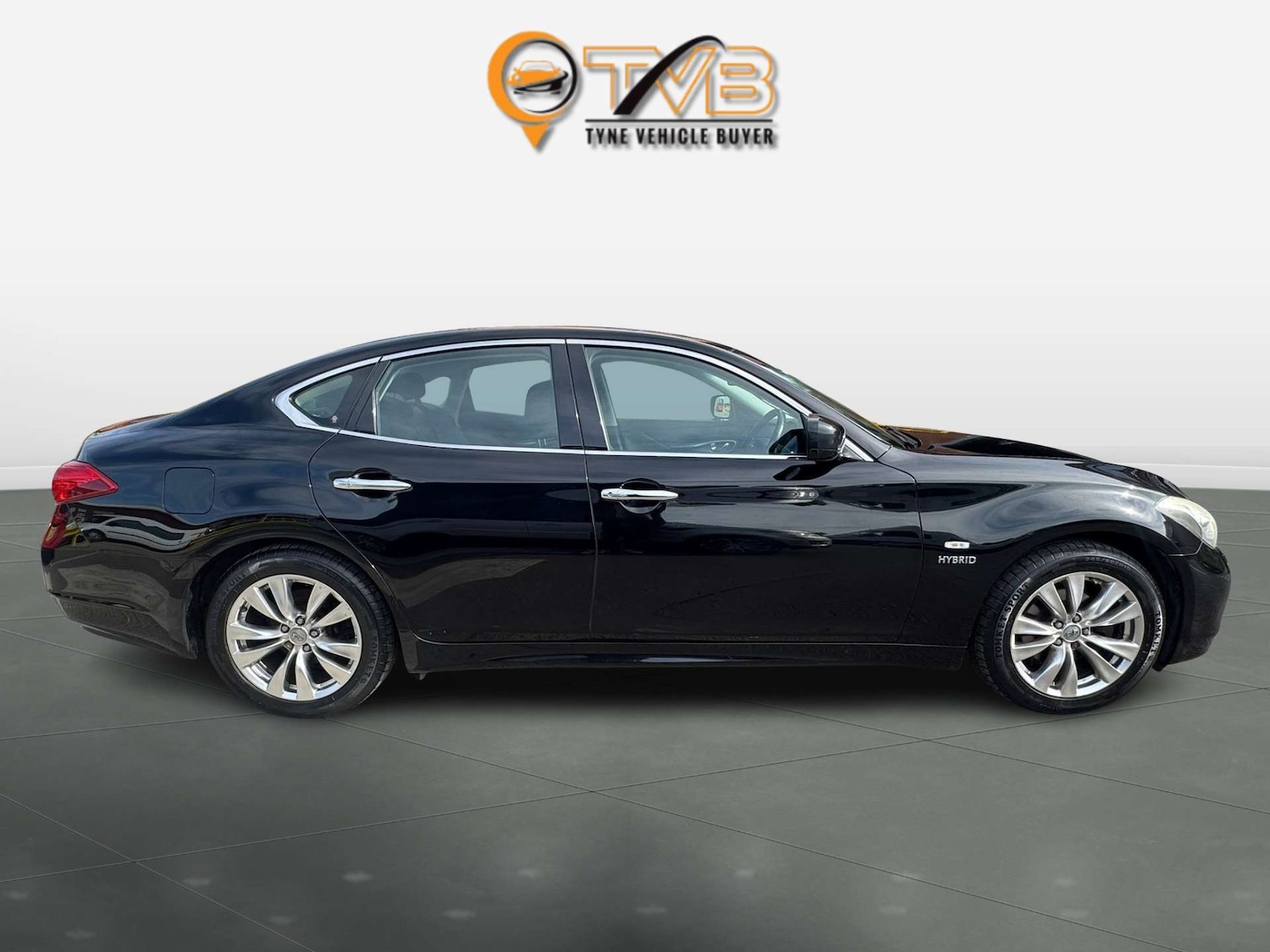 Used Infiniti M 2013 for sale - 76101677: Photo 2