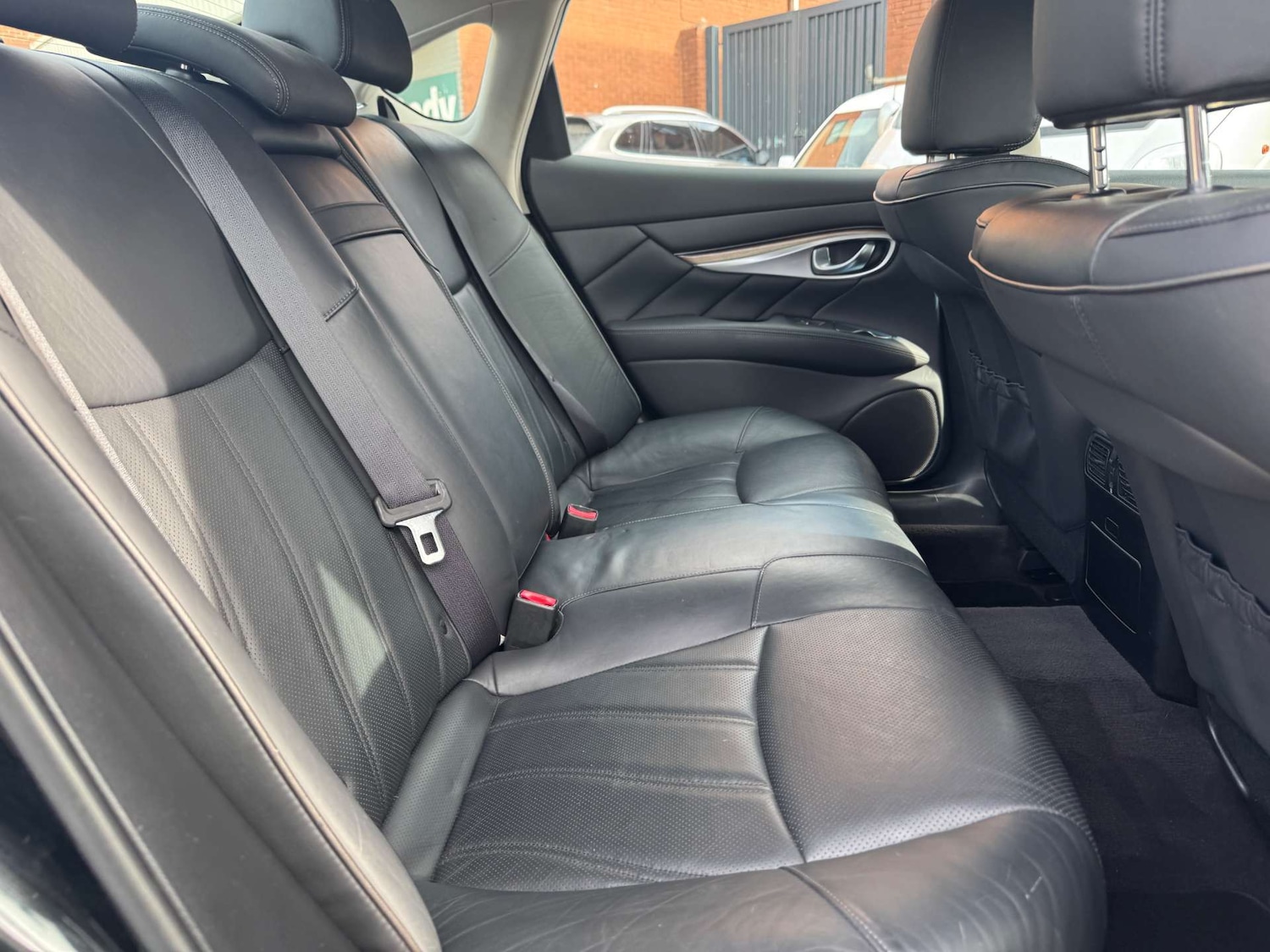 Used Infiniti M 2013 for sale - 76101677: Photo 23