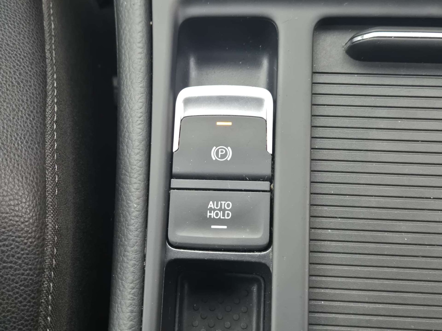 Used Volkswagen Golf 2015 for sale - 77121310: Photo 27