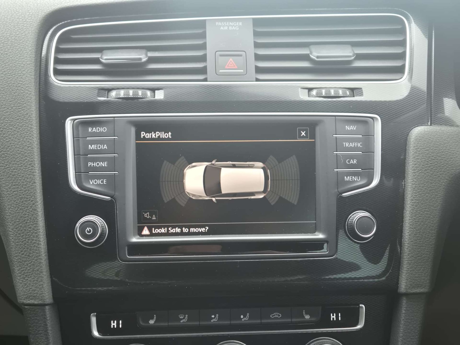 Used Volkswagen Golf 2015 for sale - 77121310: Photo 34