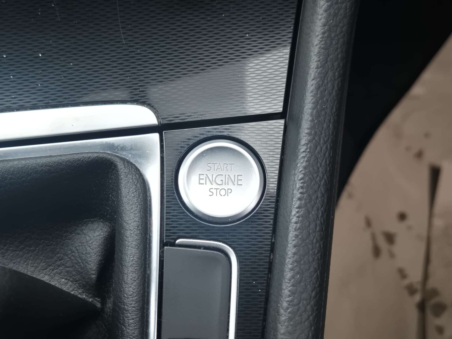 Used Volkswagen Golf 2015 for sale - 77121310: Photo 38