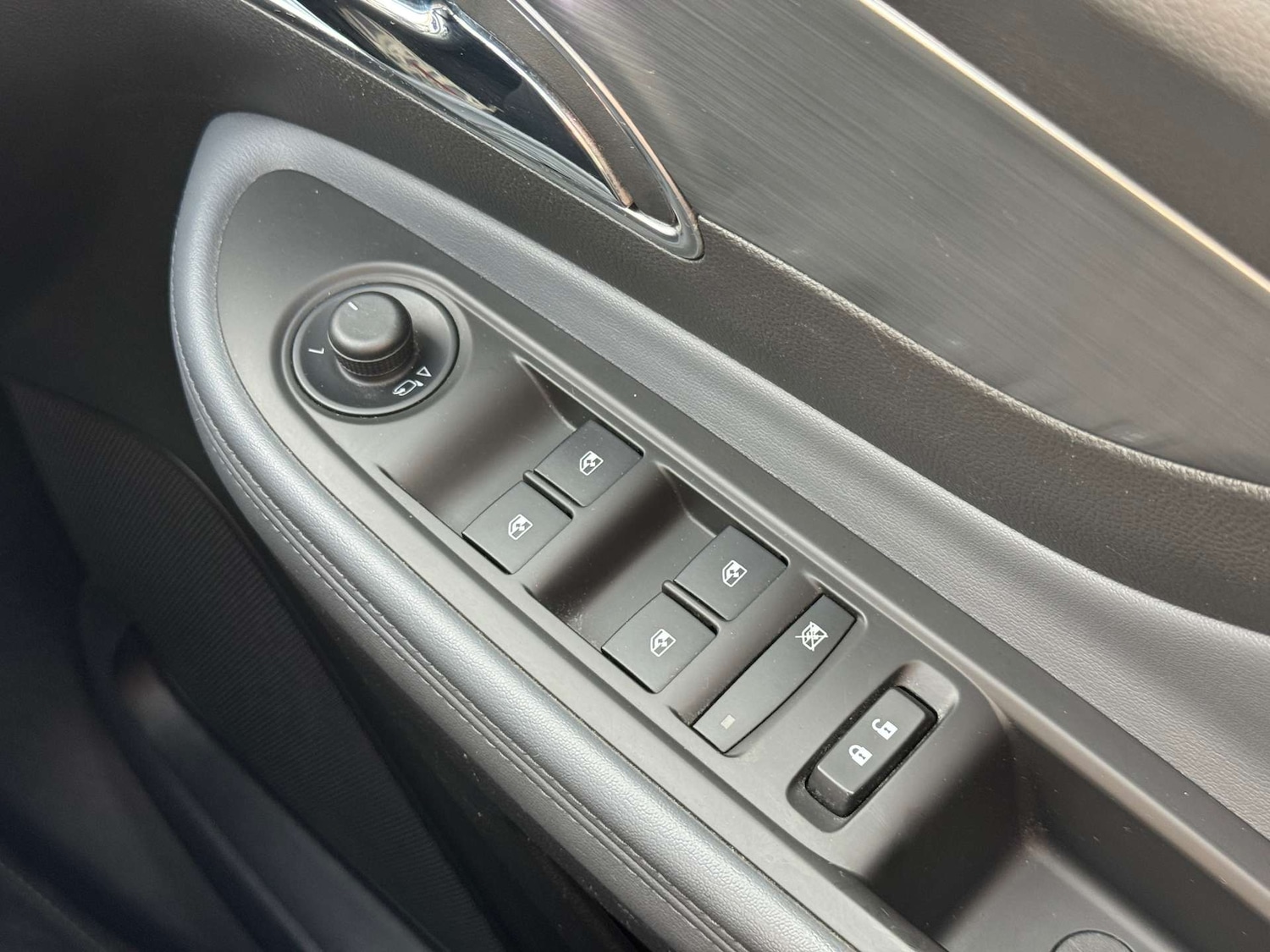 Used Vauxhall Mokka 2015 for sale - 76101595: Photo 37