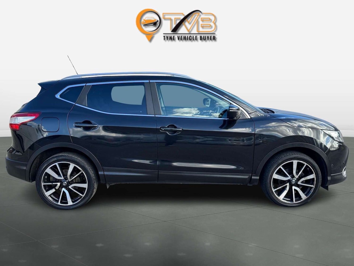 Used Nissan Qashqai 2016 for sale - 76101672: Photo 2