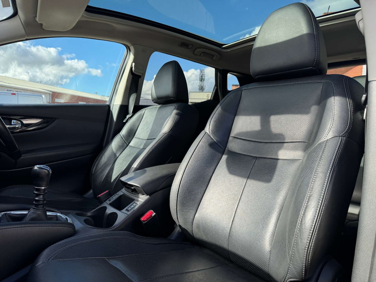 Used Nissan Qashqai 2016 for sale - 76101672: Photo 20