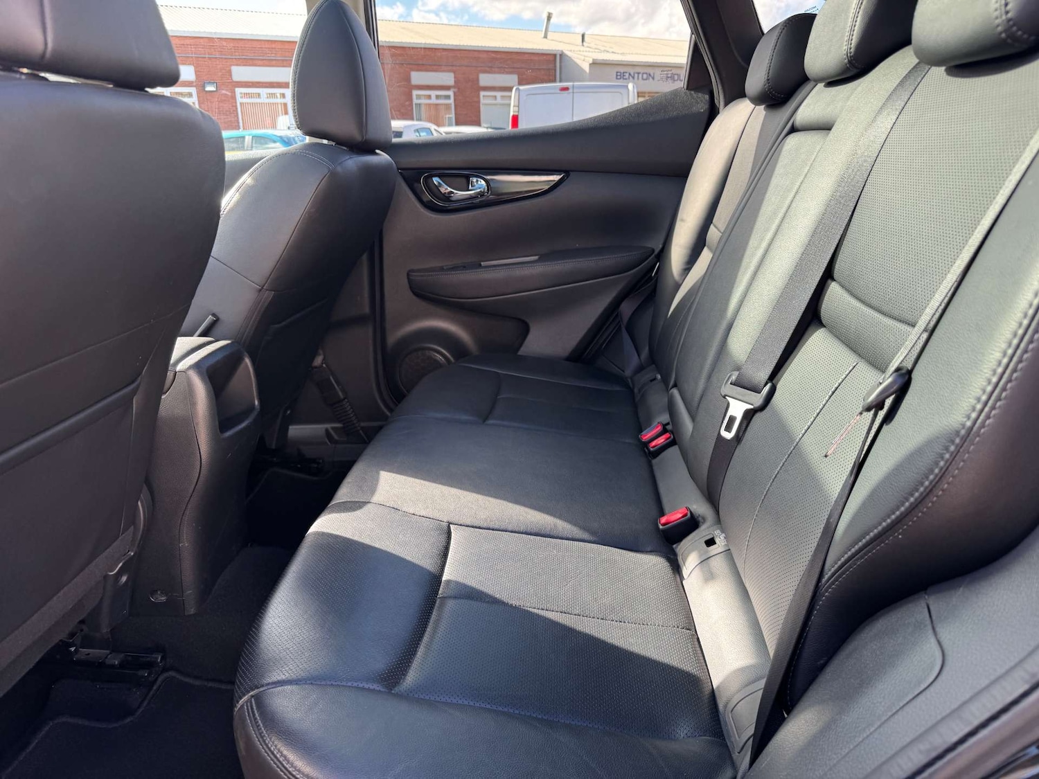 Used Nissan Qashqai 2016 for sale - 76101672: Photo 25