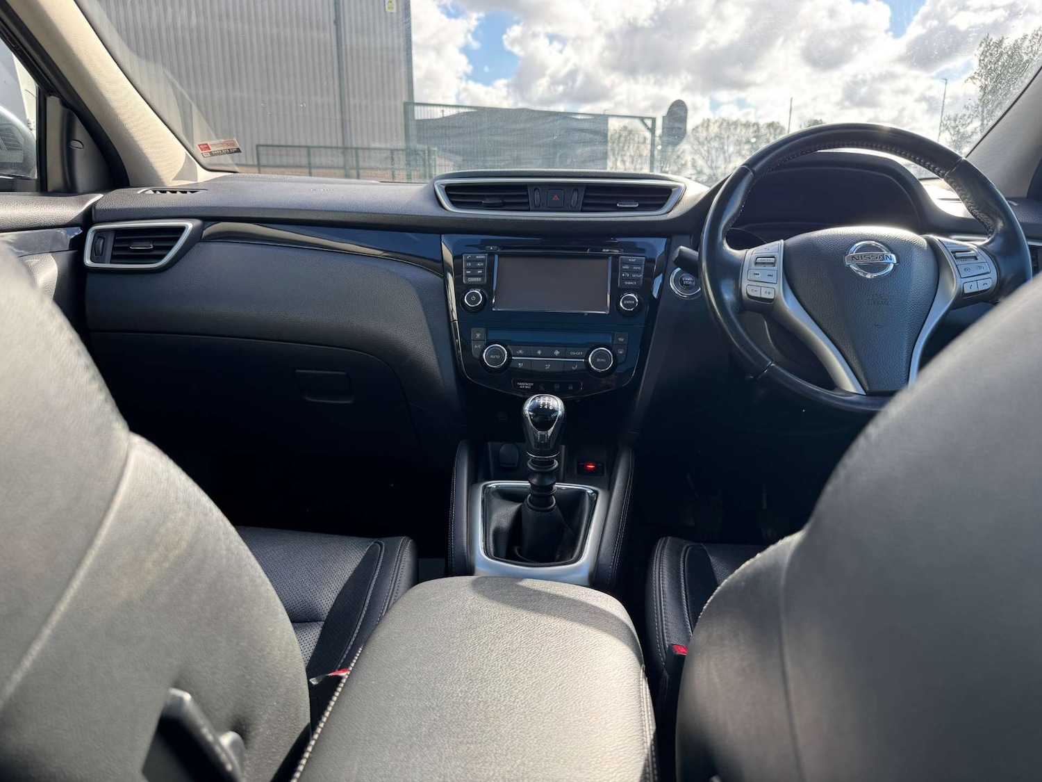 Used Nissan Qashqai 2016 for sale - 76101672: Photo 38