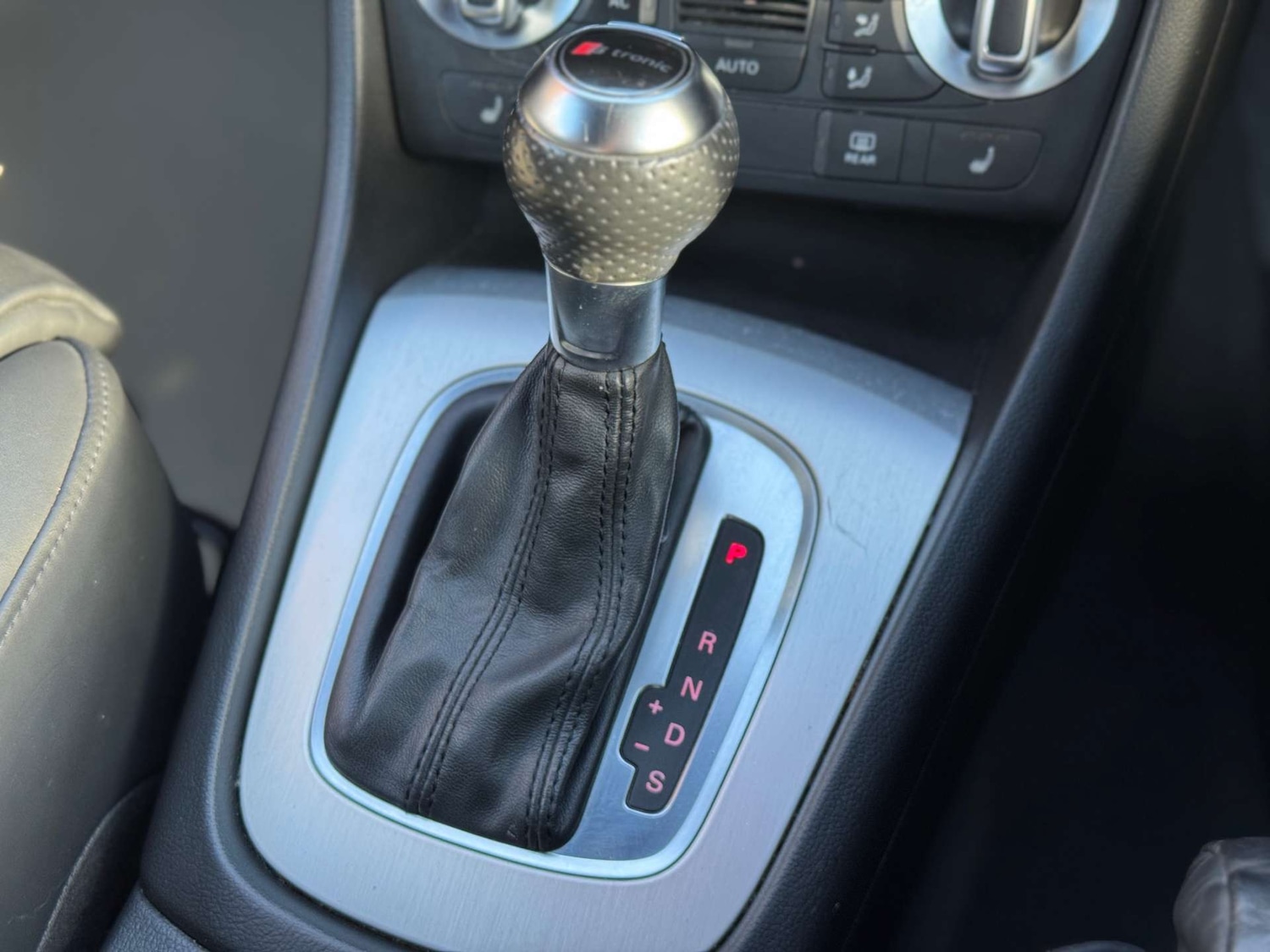 Used Audi Q3 2013 for sale - 76101684: Photo 39