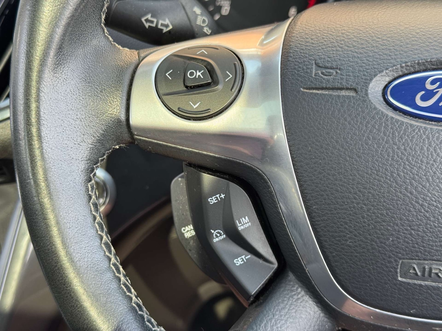 Used Ford Kuga 2014 for sale - 76602048: Photo 32