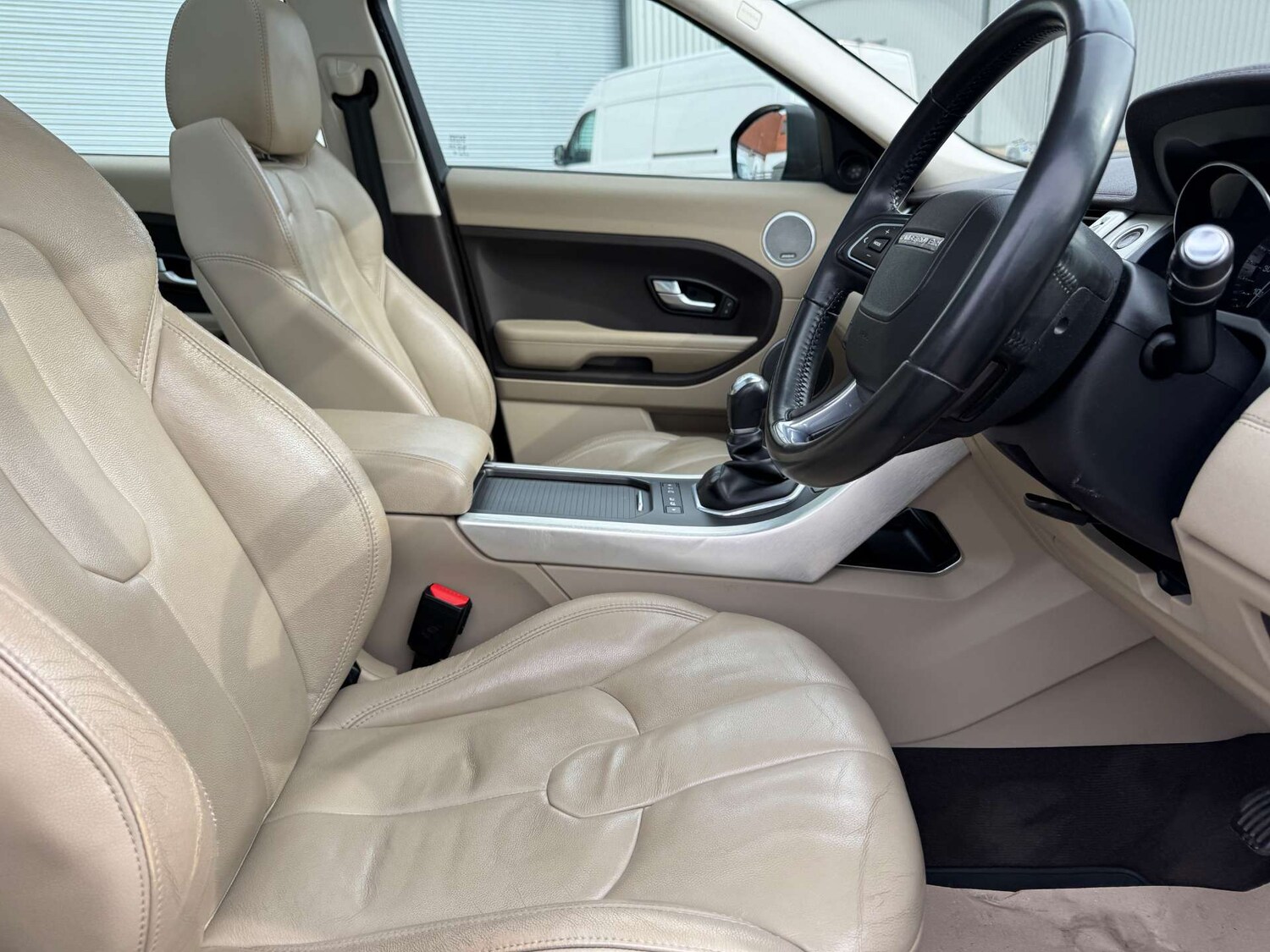 Used Land Rover Range Rover Evoque 2015 for sale - 76101618: Photo 16