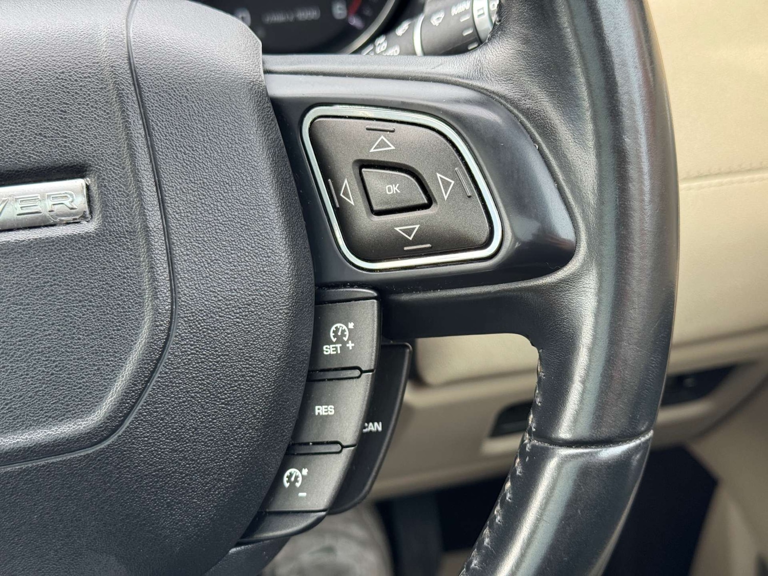 Used Land Rover Range Rover Evoque 2015 for sale - 76101618: Photo 33