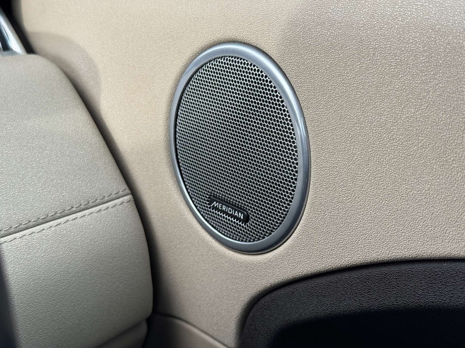 Used Land Rover Range Rover Evoque 2015 for sale - 76101618: Photo 38