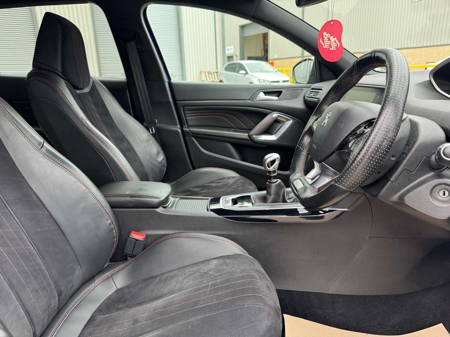 Used Peugeot 308 2015 for sale - 76123821: Photo 14