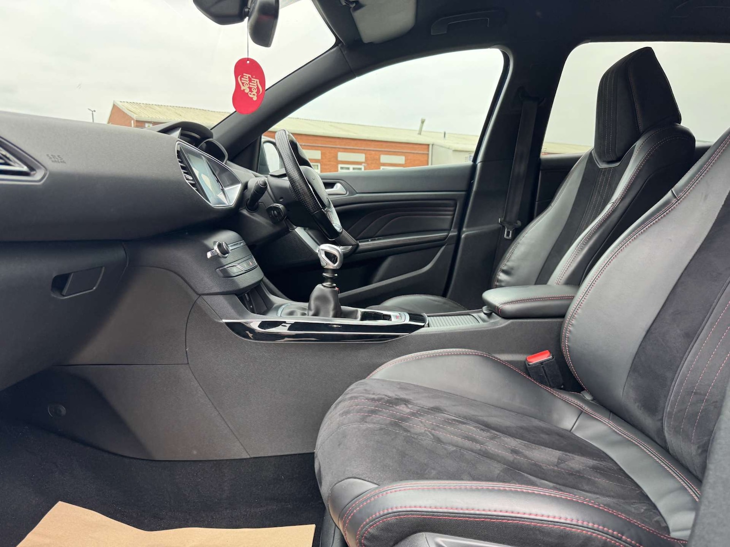 Used Peugeot 308 2015 for sale - 76123821: Photo 19