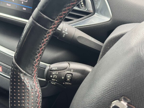 Used Peugeot 308 2015 for sale - 76123821: Photo 22