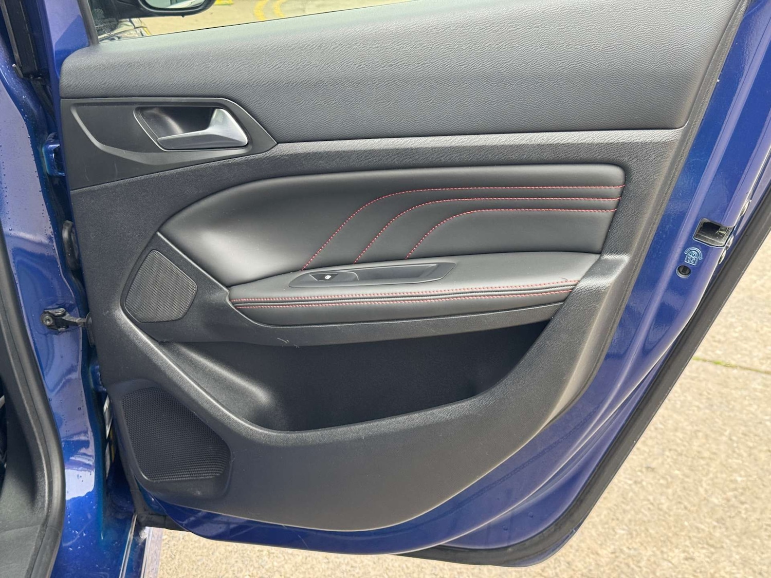 Used Peugeot 308 2015 for sale - 76123821: Photo 57