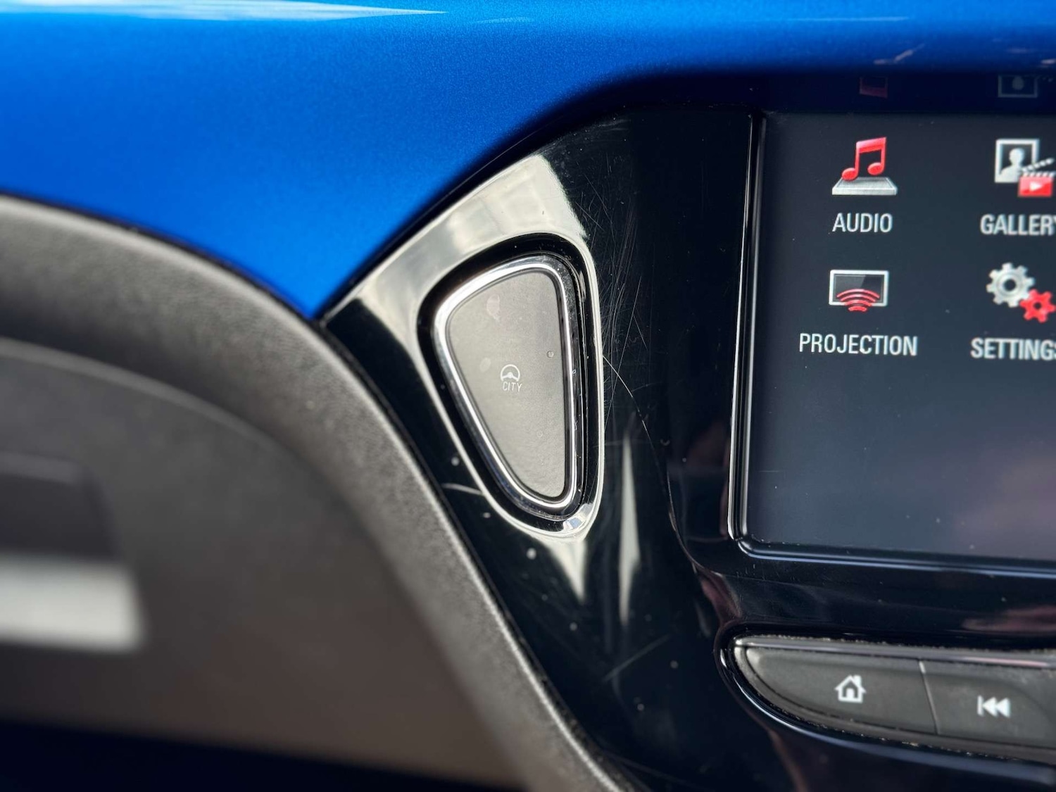 Used Vauxhall ADAM 2016 for sale - 76897261: Photo 40