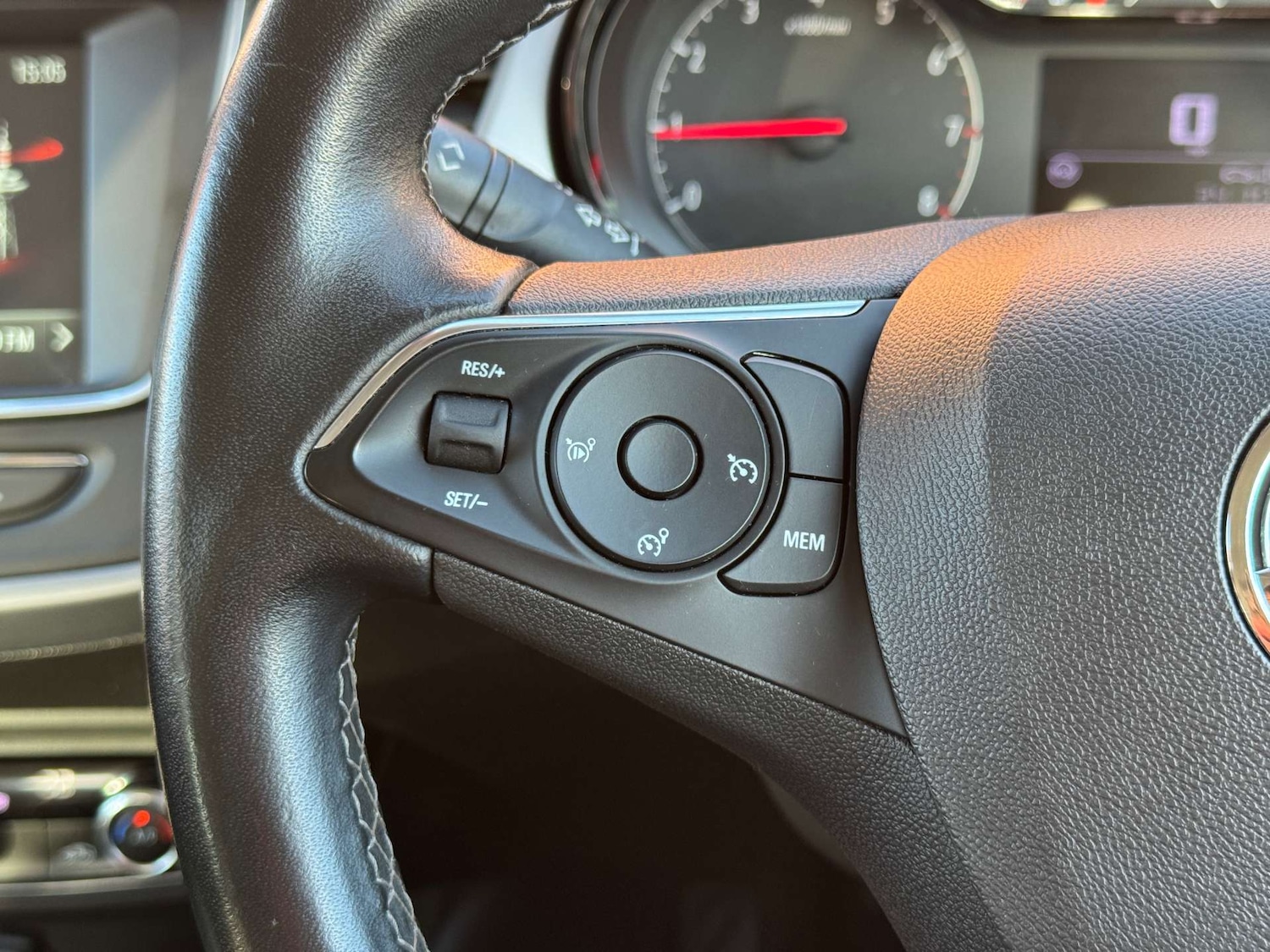 Used Vauxhall Crossland X 2019 for sale - 76237442: Photo 31