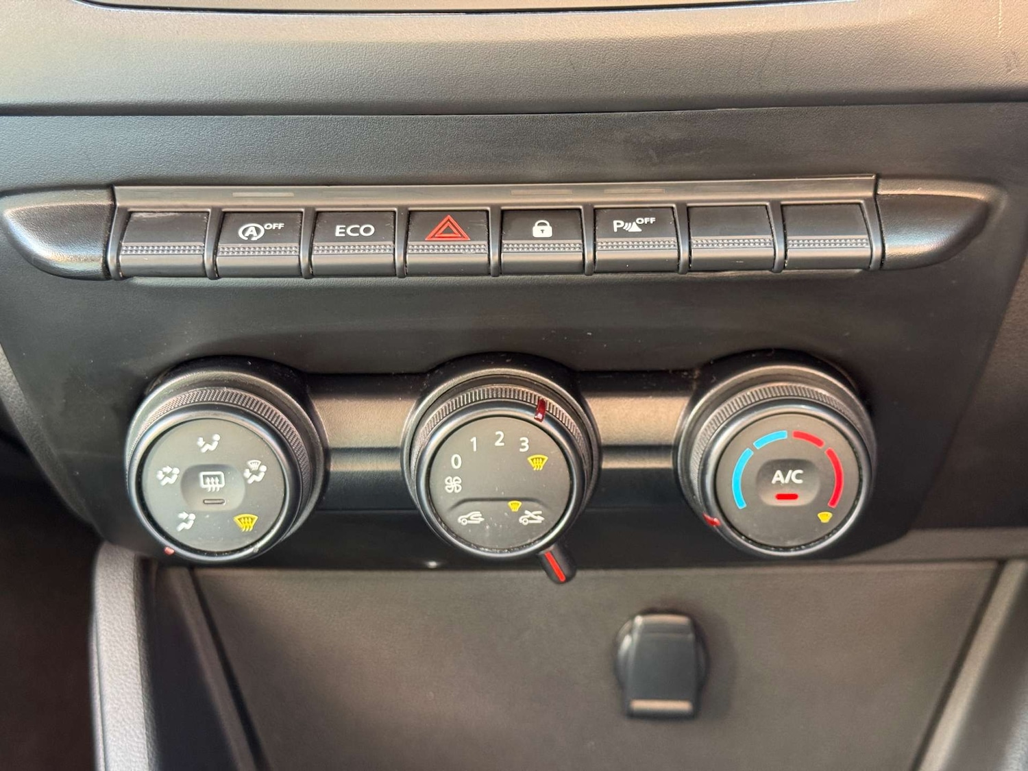 Used Dacia Duster 2021 for sale - 76101681: Photo 42