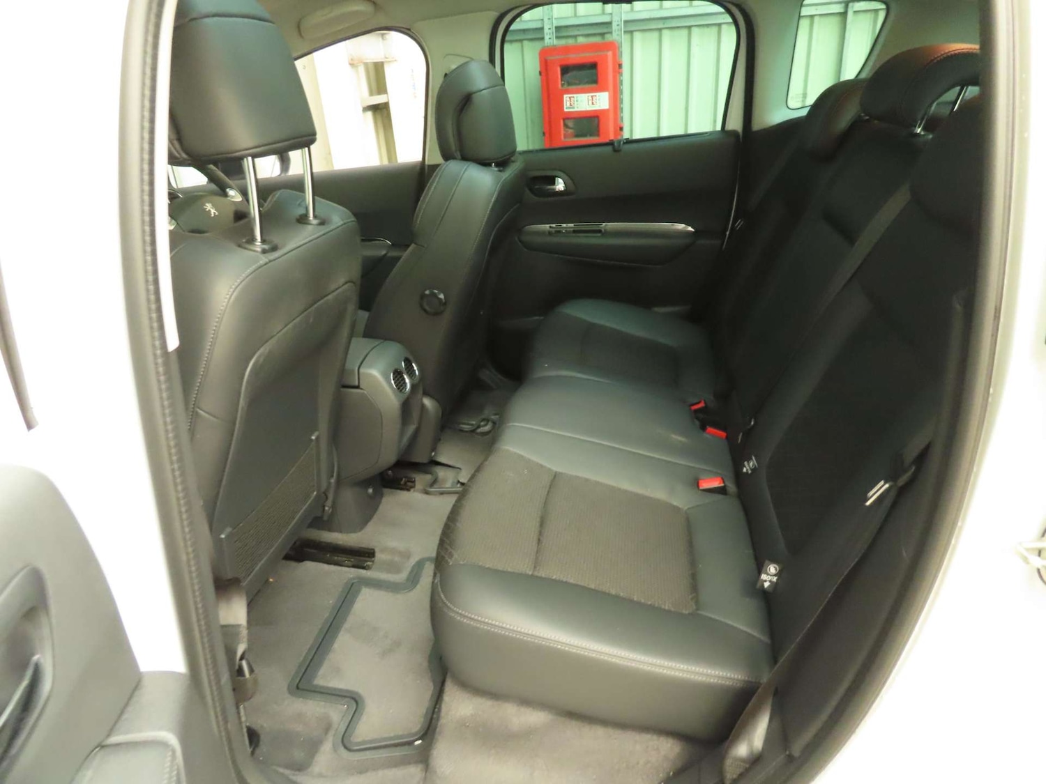 Used Peugeot 3008 2015 for sale - 76539494: Photo 11