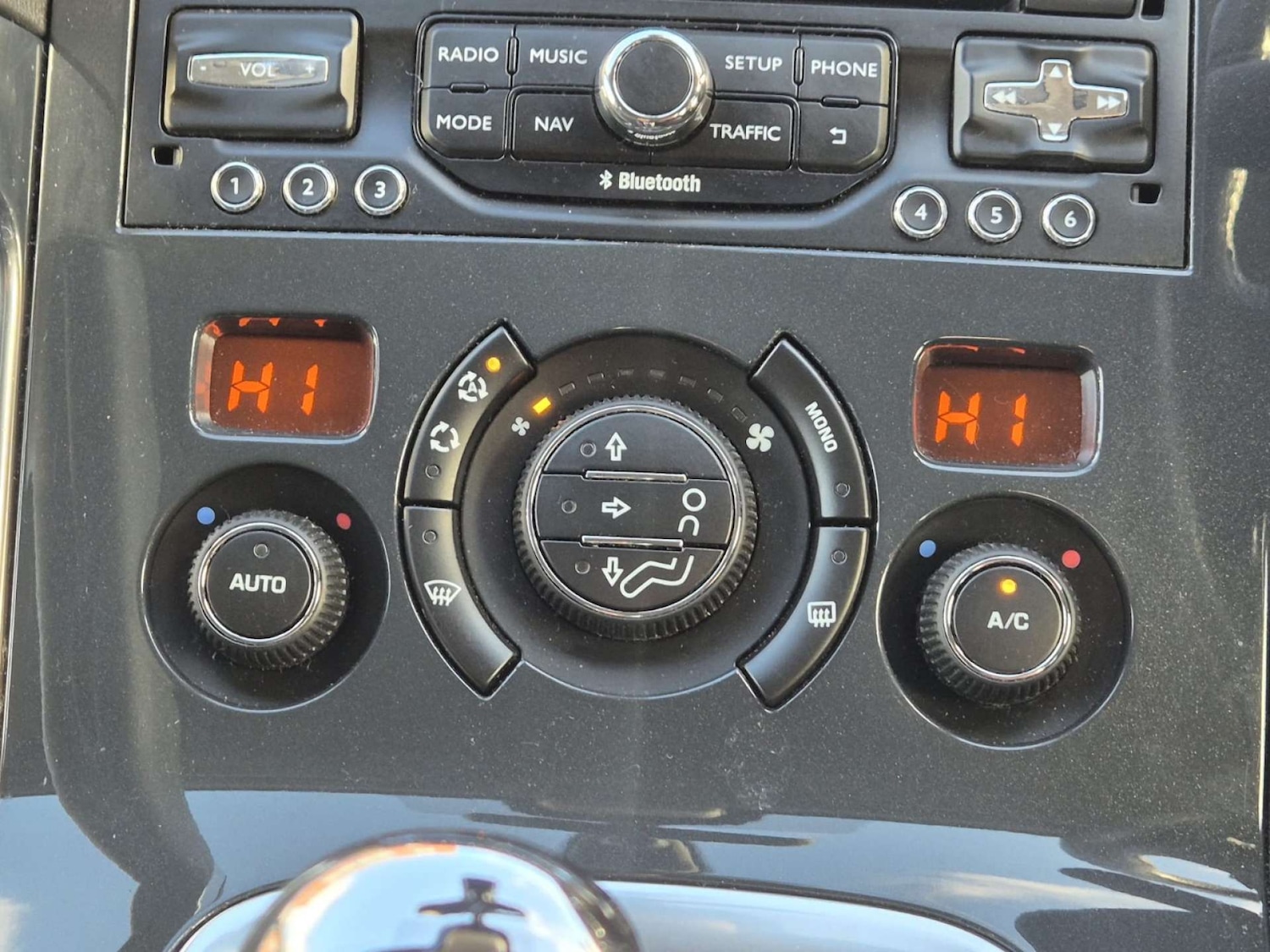 Used Peugeot 3008 2015 for sale - 76539494: Photo 29