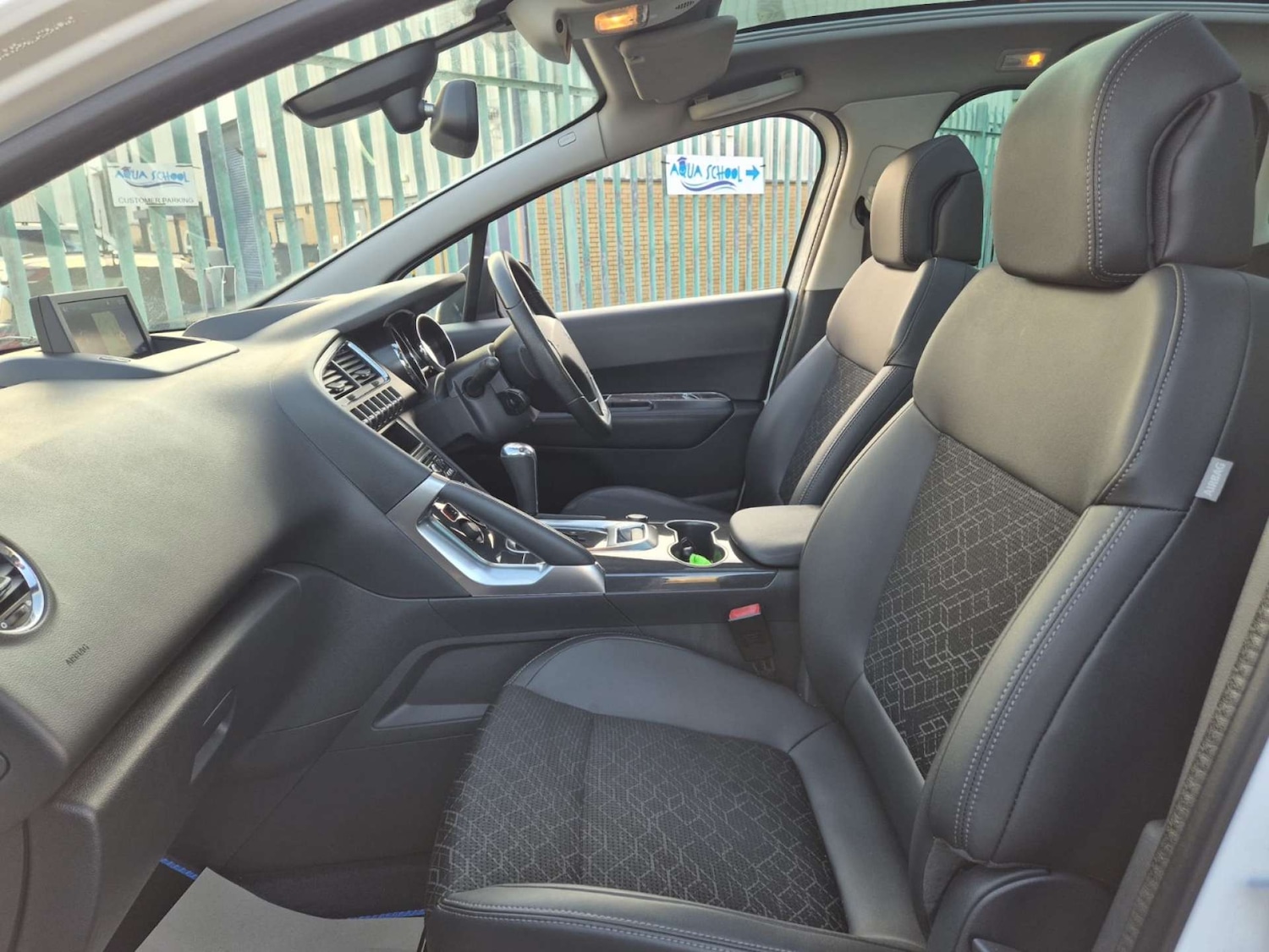 Used Peugeot 3008 2015 for sale - 76539494: Photo 32