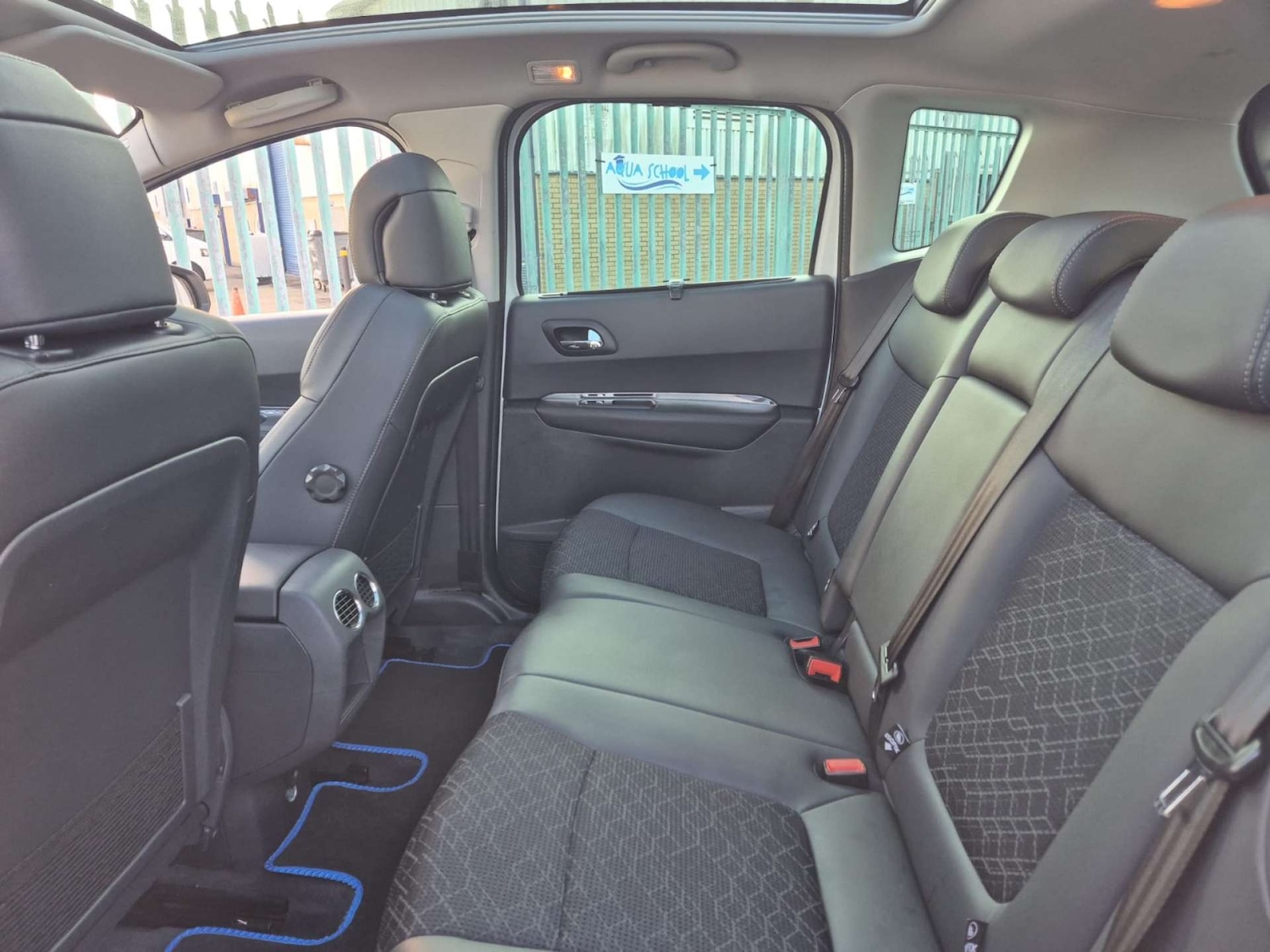 Used Peugeot 3008 2015 for sale - 76539494: Photo 34