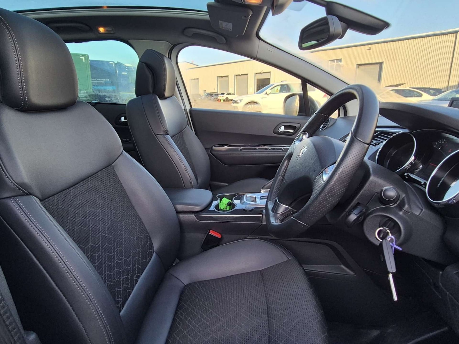 Used Peugeot 3008 2015 for sale - 76539494: Photo 37