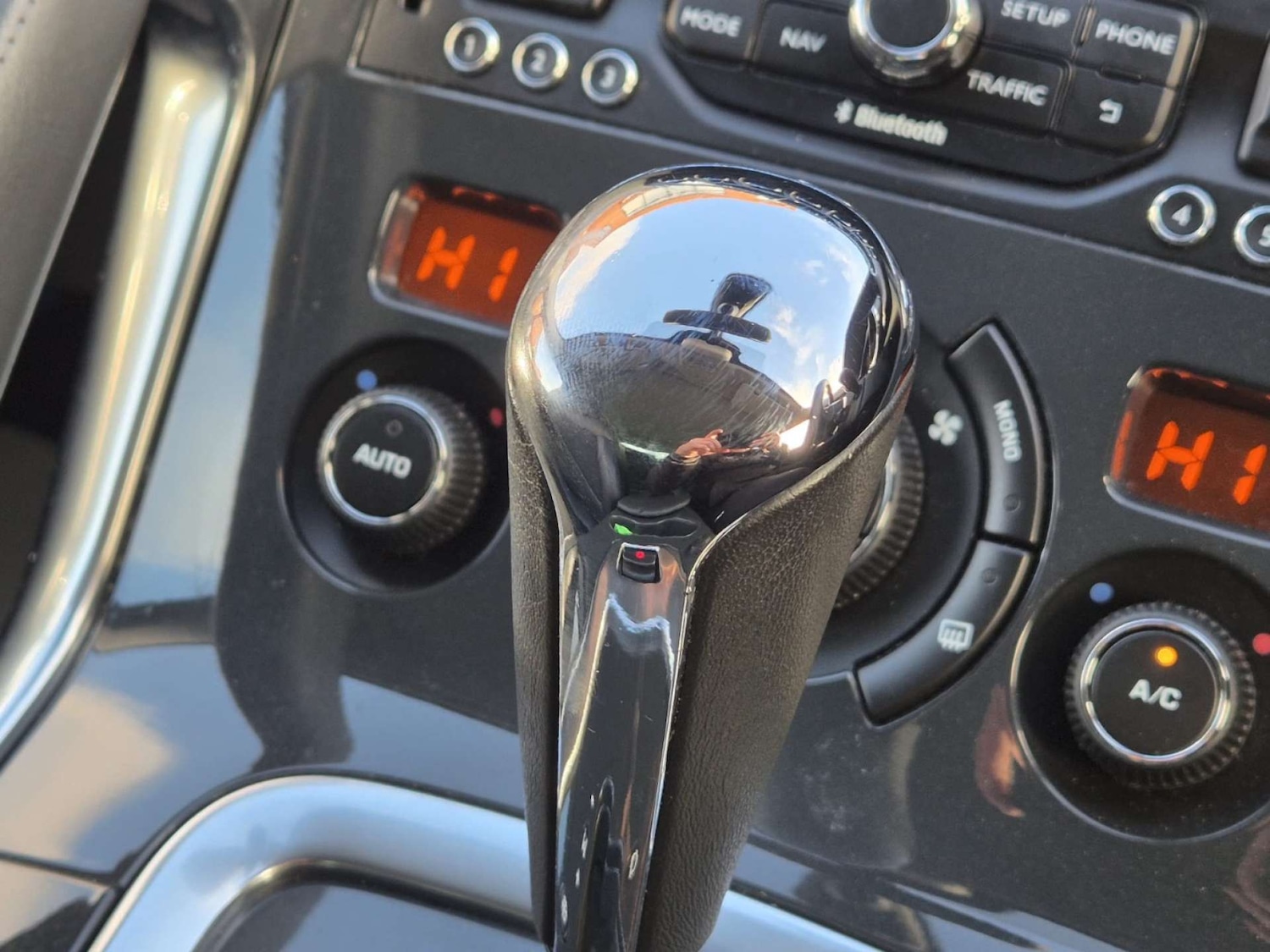 Used Peugeot 3008 2015 for sale - 76539494: Photo 44