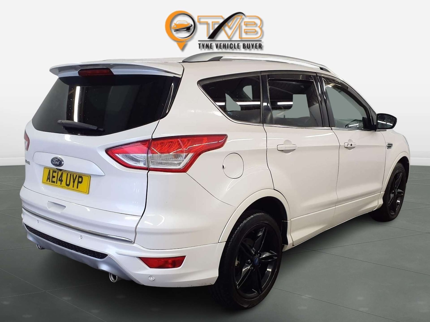 Used Ford Kuga 2014 for sale - 76866953: Photo 2