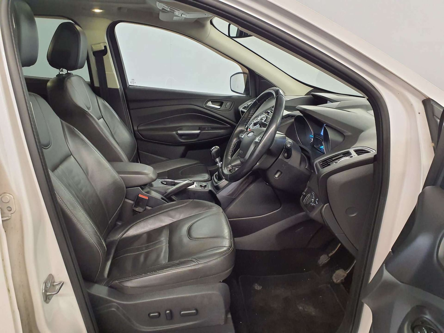 Used Ford Kuga 2014 for sale - 76866953: Photo 7