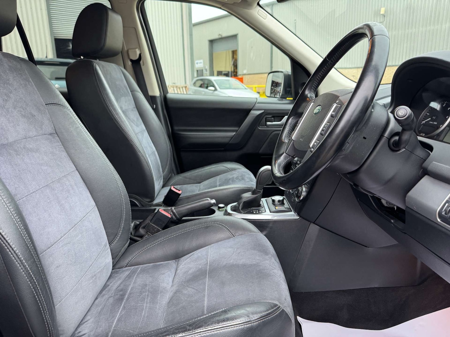 Used Land Rover Freelander 2011 for sale - 76296840: Photo 16