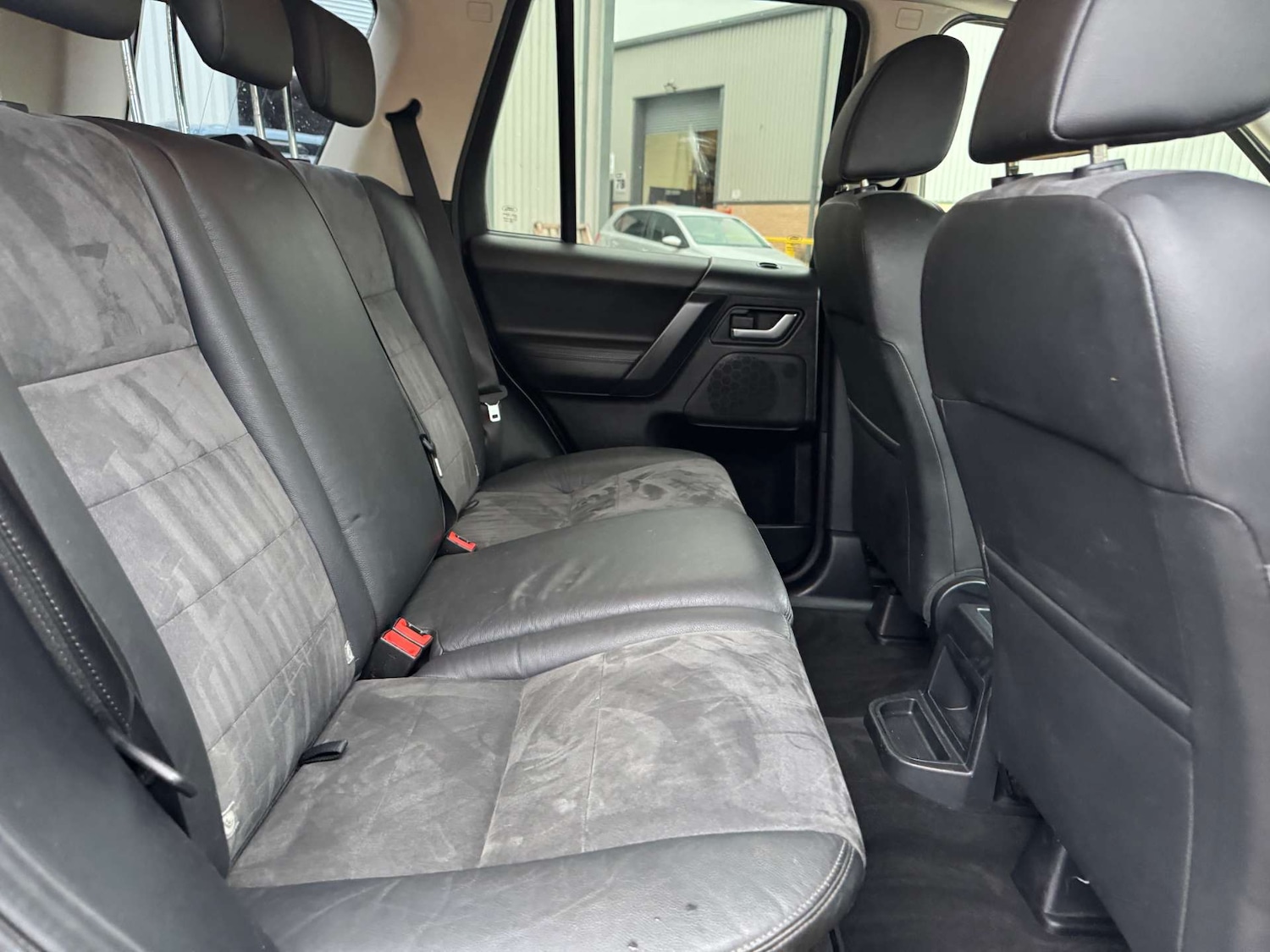 Used Land Rover Freelander 2011 for sale - 76296840: Photo 22