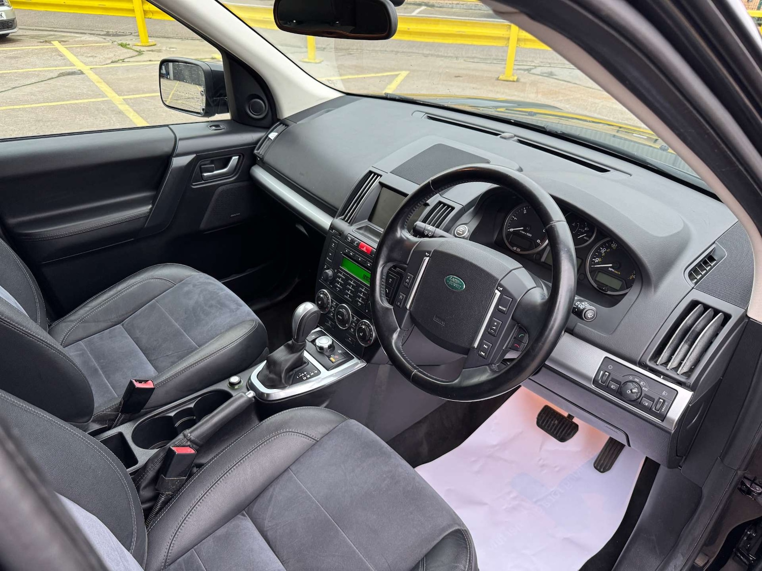 Used Land Rover Freelander 2011 for sale - 76296840: Photo 30