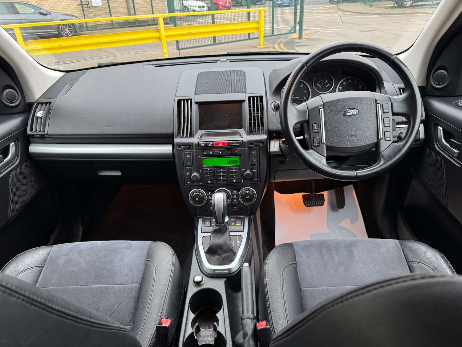 Used Land Rover Freelander 2011 for sale - 76296840: Photo 31