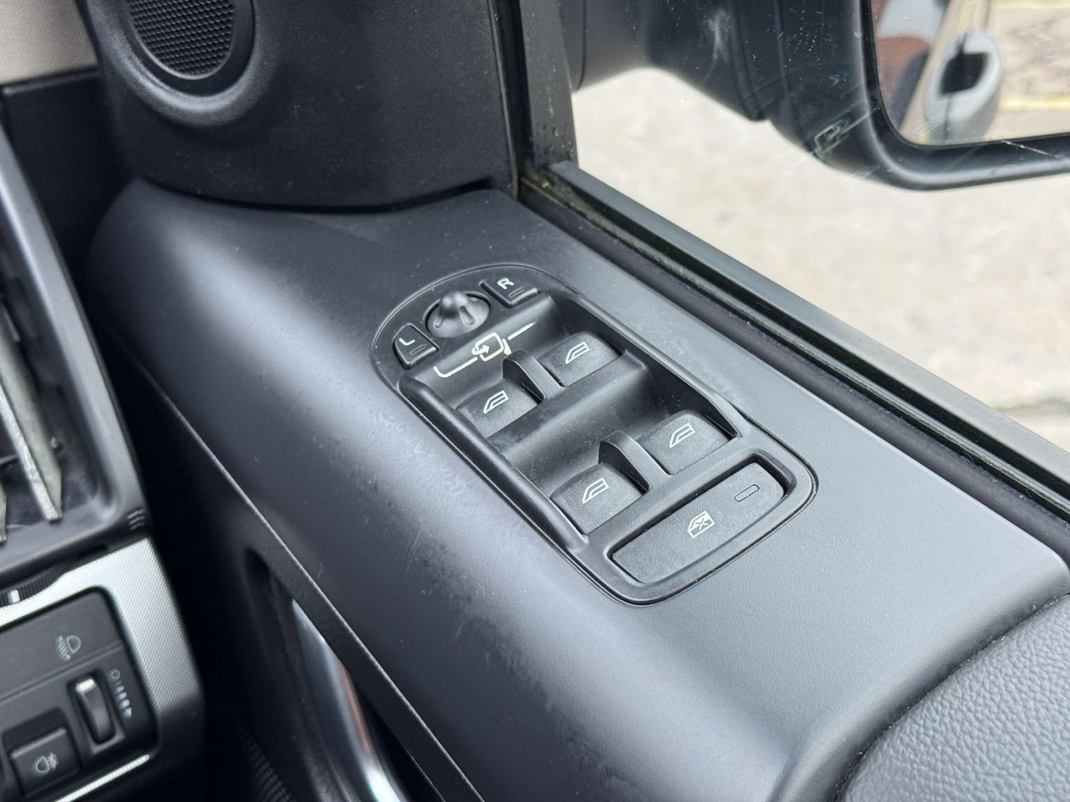 Used Land Rover Freelander 2011 for sale - 76296840: Photo 39