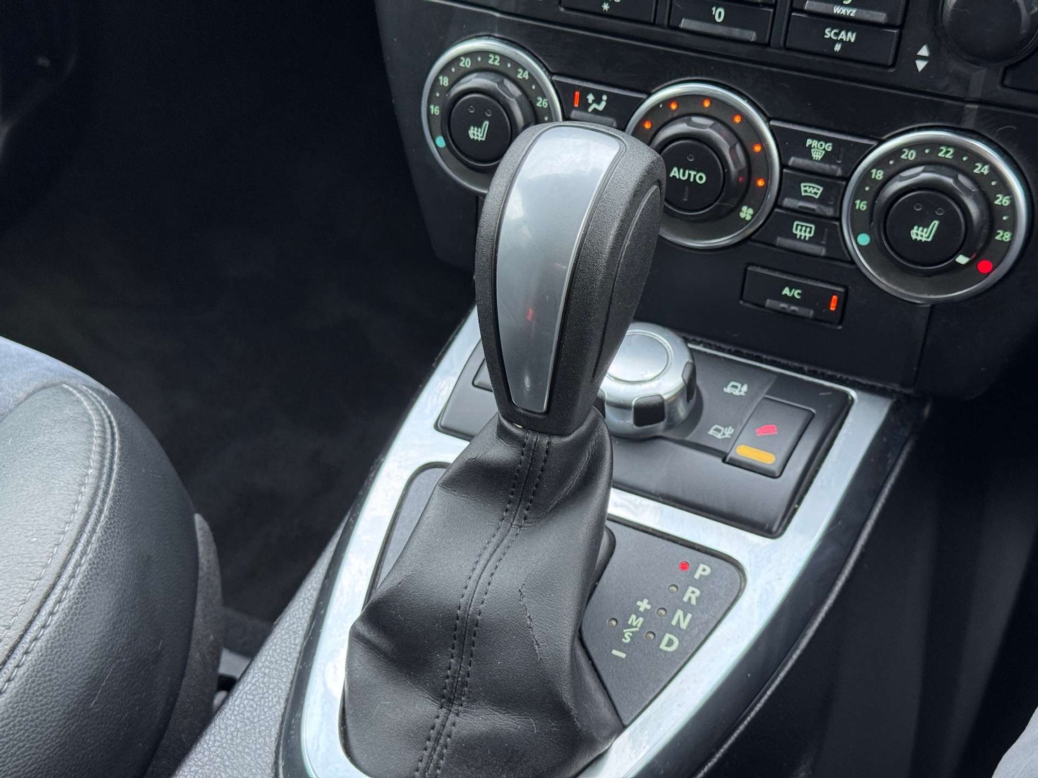 Used Land Rover Freelander 2011 for sale - 76296840: Photo 41